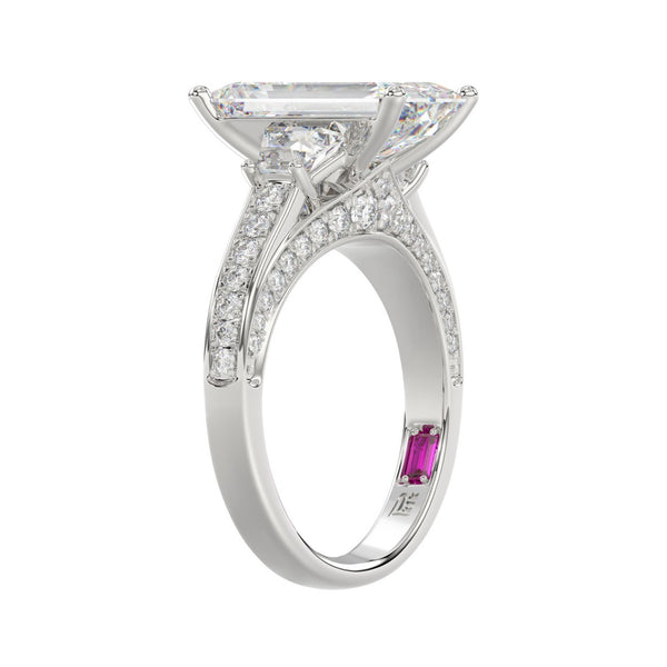 21K PLATINUM LADIES RING WITH 4.00CT ROUND/EMERALD/BAGUETTE DIAMONDS (CENTER STONE EMERALD DIAMOND 3CT)