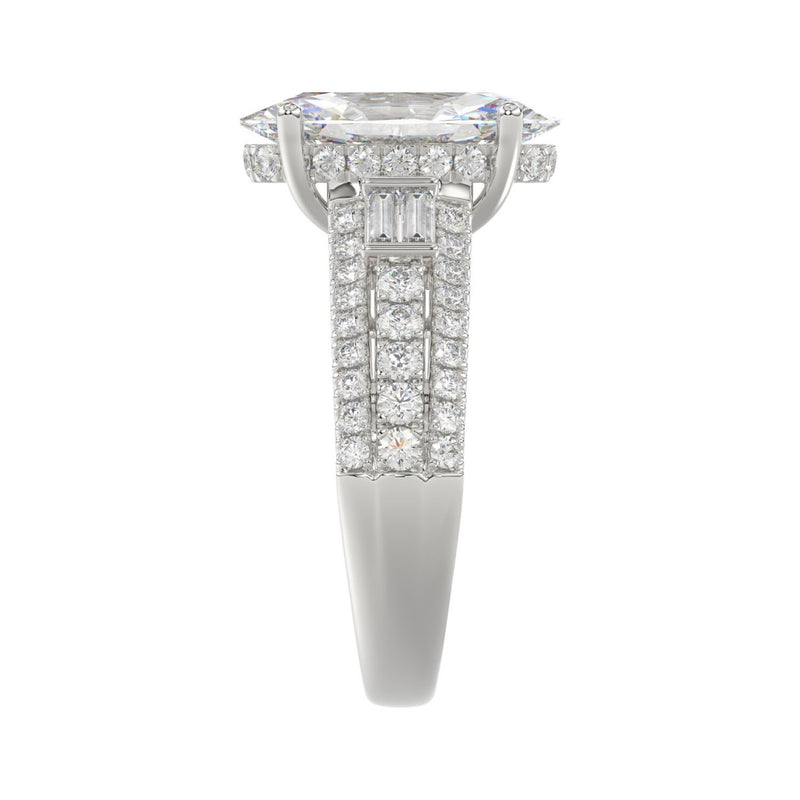 21K PLATINUM LADIES RING 4.00CT ROUND/OVAL/BAGUETTE DIAMOND (CENTER STONE OVAL DIAMOND 3CT)